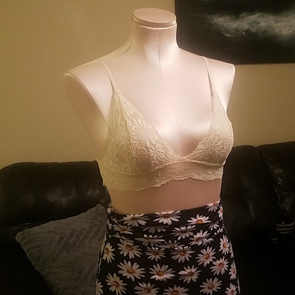 Anemone Other - Ivory Lacey Bralette